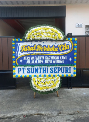 Papan Bunga Duka di Taniwel